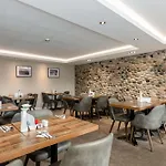 Hotel Seacote 3*